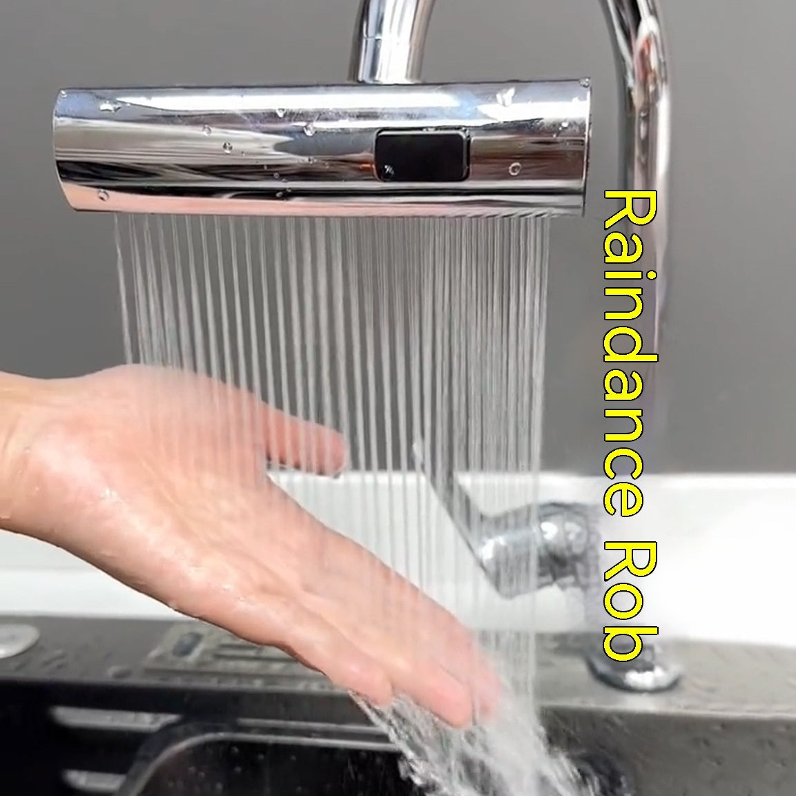 Universal Kitchen Faucet Waterfall Outlet – Splash-Proof Rotating Bubbler Nozzle Extension